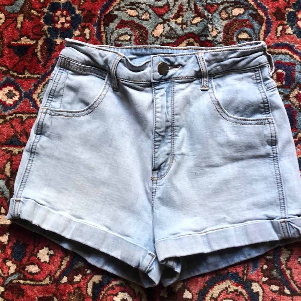 Light wash high waisted shorts